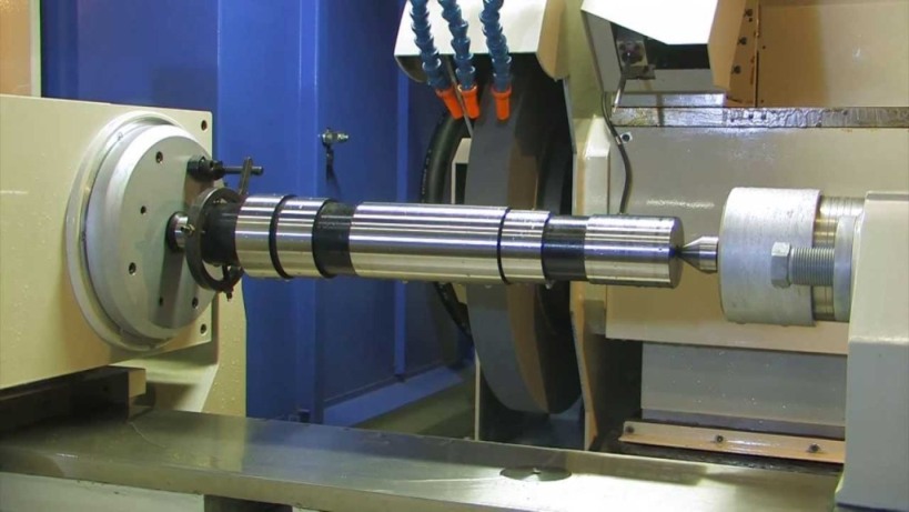 What will happen if the job is loosely fitted between centres in cylindrical grinding ?